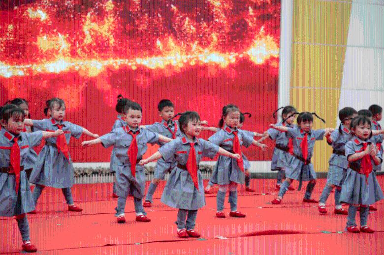 如果你家孩子考试成绩23分，你会怎么做？游戏画面