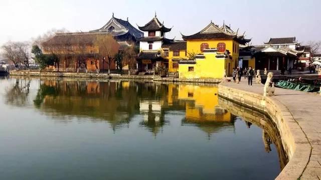 Tabe大肆夸奖小虎，称他为LPL第一中单，不过仍有一个缺点