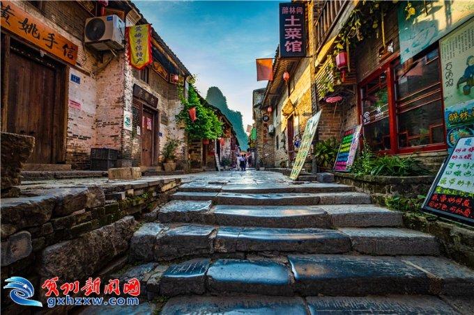 小猫钓鱼游戏龙王版有船