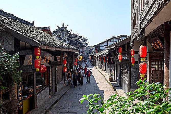 探讨天涯问题尽在小鹏36块钱买了条2斤的多宝鱼,先蒸后淋油,没想到味道这么好!